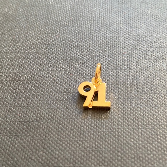 unbranded | Jewelry | Vintage 9s 990s Class Of 91 Gold Tone Number ...